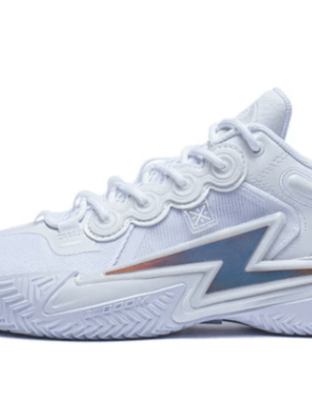 11 Volleyball Shoes That Liberos Swear By